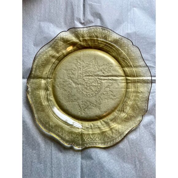Federal Glass Patrician Spoke Plates - Picture 1 of 5